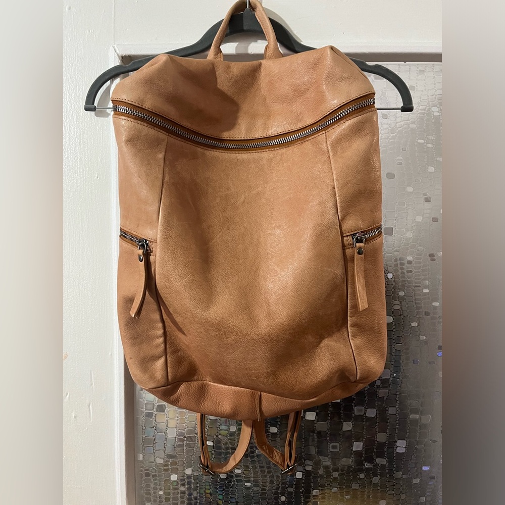 Vilenca Holland Genuine Leather Tan Backpack
